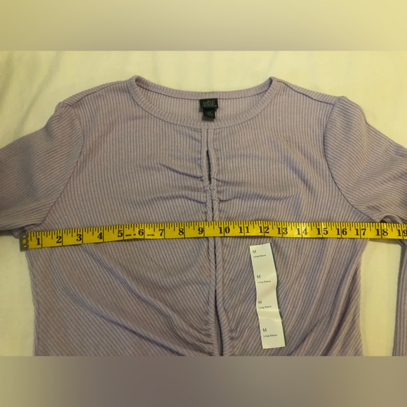 NWT Wild Fable light violet sweater, cut outs down front & tie at bottom hem, M - Picture 4 of 15